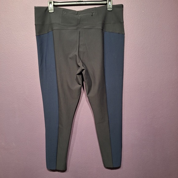 Athleta 1x Stellar Tight Pants in Black Navy Zip Pockets 77262 plus size - Picture 5 of 6